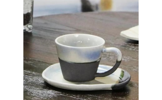 信楽焼 ブルーベリーコーヒーカップ＆ソーサー 陶器 / 滋賀県 | セゾン