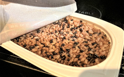 【6ヵ月定期便】黒米入り玄米 ご飯パック 150g×24パック入 合計3.6kg