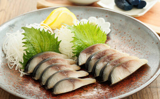 ブランド鯖として認知されてきた釧鯖を、しめ鯖でご賞味ください。絶妙な味わいの逸品