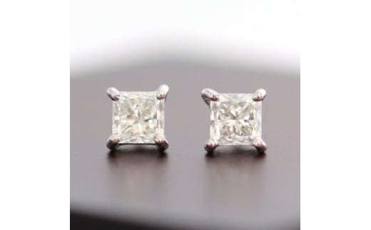 プラチナ900ダイヤモンド0.30ct×0.30ctプリンセスカットピアス【1394891】