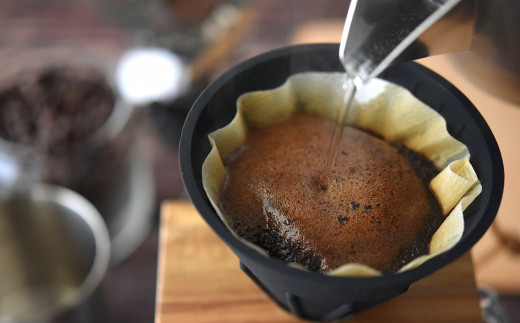 世界で１,２を争うようなコーヒー農園から仕入れた豆も取り扱っているカモガワ珈琲の珈琲豆。きっとお気に入りの豆に出会えます。