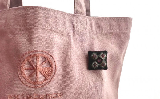 刺繍と革の融合 バンドメイドバッグ - バッグ