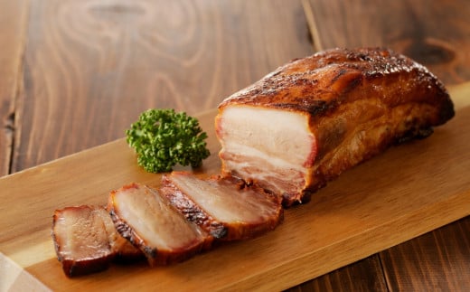 【豚バラ肉】焼豚1本(国産豚肉)★特製タレ付き 981848 - 東京都台東区