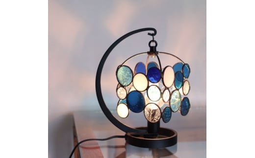 Nijiiro Lamp のステンドグラスのテーブルランプ チビ ブルー【1426054】 989239 - 愛知県瀬戸市