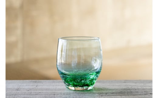 【RYUKYU GLASS WORKS 海風】バドロック（緑） 1277658 - 沖縄県読谷村