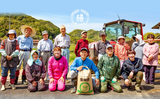 私達は「先祖伝来の農地を守り、未来をつくる」ことを念頭に、土づくりをしっかり行い、持続可能なこだわりの米作りを行っています。