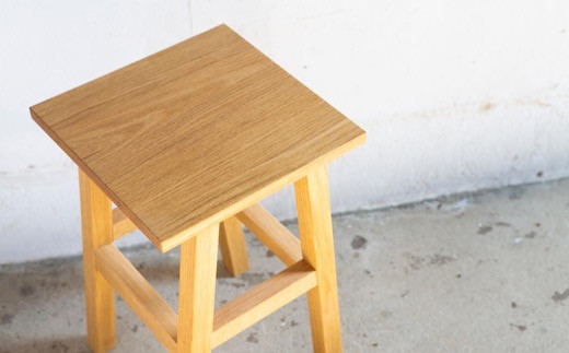 P742-02 Design Labo i 木製スツール 「コーヒーテーブルとしても」 (オーク)