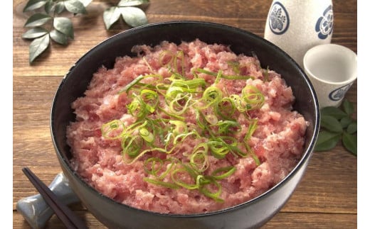 天然マグロのタタキ丼セット　約200ｇ×3パック 1093364 - 高知県高知市