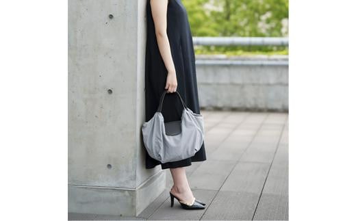 【豊岡鞄】TUTUMU BALLOON TOTE（S4200）ライトグレー 918260 - 兵庫県豊岡市