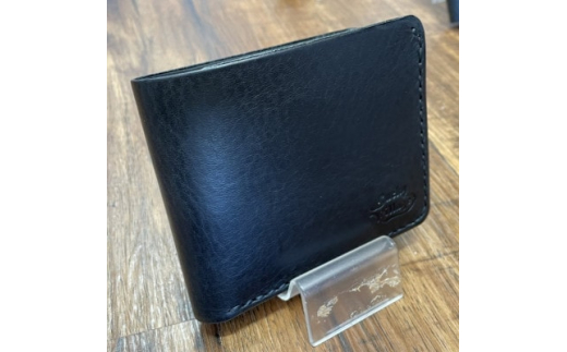 イタリアンオイルレザーの二つ折り財布(ブラック)【1460835】 1121431 - 沖縄県与那原町