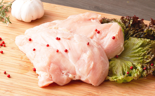 【1ヶ月毎9回定期便】九州産ハーブ鶏 ムネ肉 計40.5kg (4.5kg×9回)