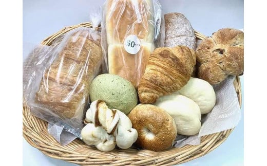 【無添加】あこ天然培養酵母製造会社がお届けする発酵パンのおまかせセット（10種類(10個)前後） 1186781 - 東京都八王子市