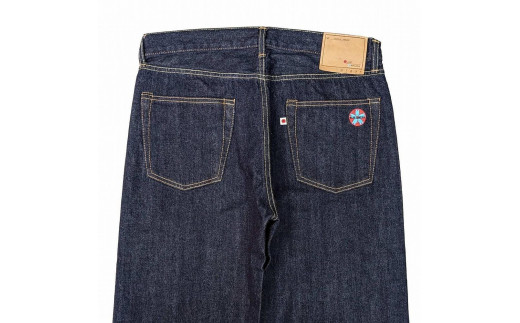 CK85【岡山デニム】 BLUE SAKURA JEANS クラシックストレート