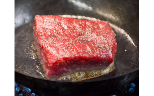 嘉麻市自慢のブランド牛｢赤崎牛レンガステーキ｣とお肉を引き立てる最高の｢玉ねぎドレッシング｣セット