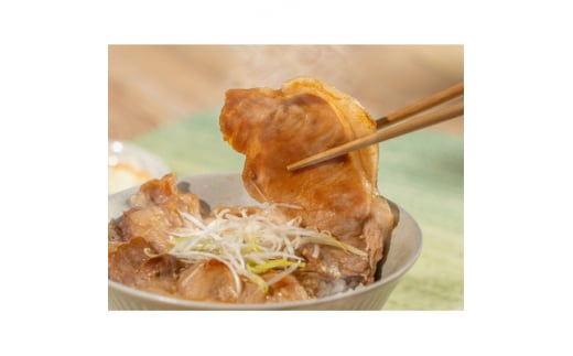 北海道産豚ロース・豚肩ロース食べ比べ!炭火風豚丼の具セット【1430309】