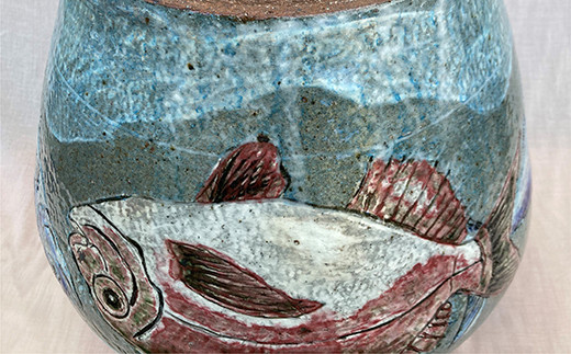 叩き唐津釉裏紅彫瑠璃象嵌魚文壺 ※画像はイメージです。