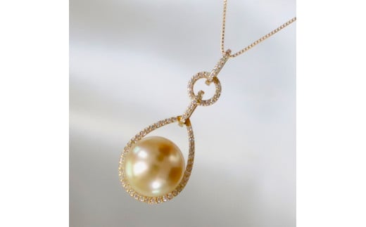 1561　K18 南洋ナチュラルゴールデン真珠　11.0㎜up　ダイヤモンド0.22ct　ペンダントネックレス