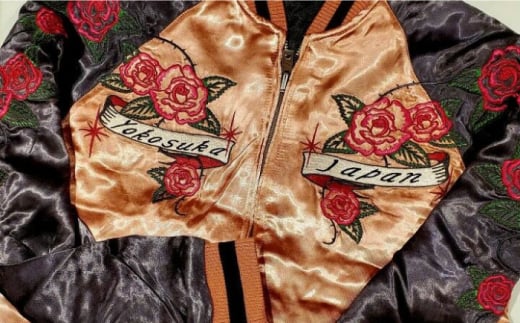 スカジャン 薔薇とレッドタイガー 刺繍 サイズはS・M・L・XL・XXL[有限会社エムシーハウス] [AKAP013]