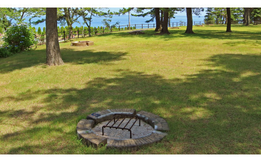 太平洋が一望できる公園でBBQ