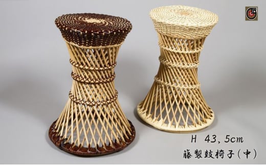 2個セット 籐編み。椅子、アンティーク、工芸品ラタン製スツール