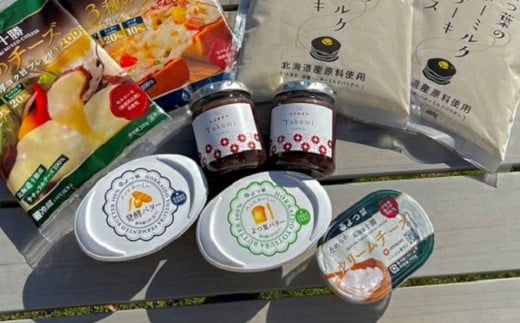 北海道鹿追町のふるさと納税 鹿追「よつ葉」パンケーキセット【 ふるさと納税 人気 おすすめ ランキング よつ葉 加工食品 加工食品 乳製品 チーズ加工食品 チーズモッツァレラチーズ カマンベールチーズ 北海道 鹿追町 送料無料 】SKA011