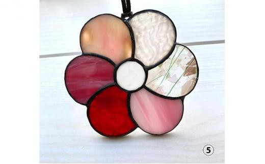 【ステンドグラス】キュートなオーナメント（05:フローラル（ピンク））□