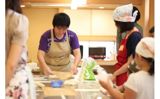 天然酵母ピザ作り体験チケット＋パンのお土産付き（２人） くりぱんクラブ 奈良県 奈良市 なら 60-003 1453781 - 奈良県奈良市