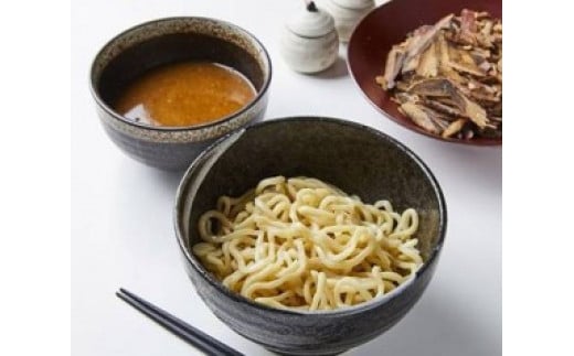 おちょぼ串 町田本店 焼き鳥屋さんのコク旨魚介つけ麺