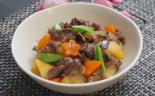 牛丼やすき焼き、カレー、炒め物など、さまざまなお料理にお使いいただけます。