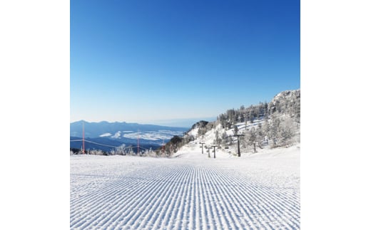 群馬県川場村のふるさと納税 川場スキー場 24-25シーズンのリフト 1日券 (大人2枚)【1255548】