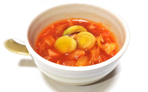 リーキの旬は冬。寒い日は温かいスープにして。
