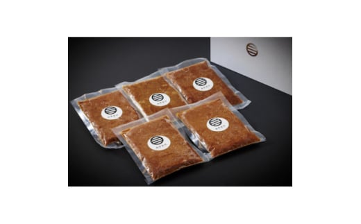 ＜十勝産A5黒毛和牛肉使用＞北海道産原料100%で作った洋風和牛カレー180g×5個【1511973】 1744713 - 北海道帯広市