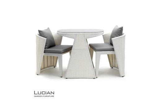 LUCIAN ラタン調ガーデンテーブル3点セット ホワイト 2人掛け luc001 ／ コスティック インテリア 屋外テーブル テラス コンパクト 省スペース設計 奈良県 御所市 1995214 - 奈良県御所市