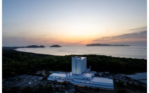 オールインクルーシブ １泊夕朝食 クラシックジュニアスイートペア宿泊券【メルキュール福岡宗像リゾート＆スパ】_HA1594 1997782 - 福岡県宗像市