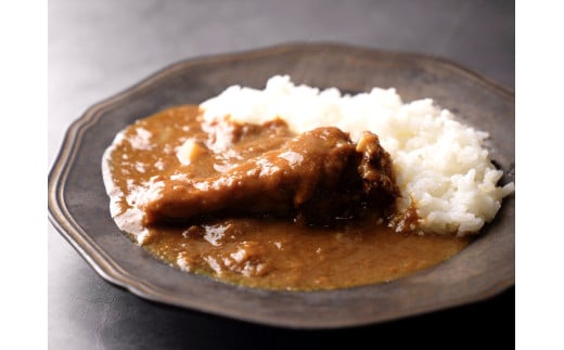 はかた地どり カレーギフト 5人前 （210g×5パック） 合計1050g はかた 地どり 地鶏 博多 手羽 手羽元 レトルト カレー 常温 九州 福岡県 嘉麻市