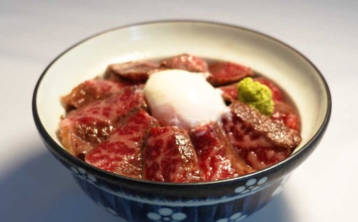 阿蘇あか牛丼 1個 阿蘇あか牛 あか牛丼 あか牛 お肉 肉 牛肉 冷凍 2017667 - 熊本県人吉市