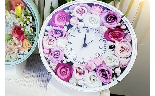 フラワーアレンジメント 薔薇の花時計 ホワイト [La.Rose Fleur 山形県 高畠町 tk06ayt140014] 時計 バラ 薔薇 花 はな 造花 フラワー アレンジメント インテリア 飾付 置き型 壁掛け ハンドメイド 693640 - 山形県高畠町