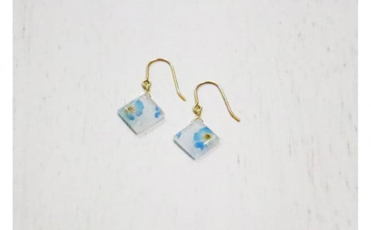 【七宝】青い花のピアス SV（金色・S）- ギフト包装付き - 2034853 - 愛知県大府市