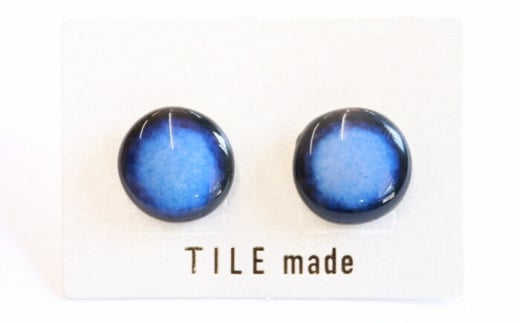 【美濃焼】 青むら タイル ピアス 直径15mm 瑞浪市 / TILEmade タイル アクセサリー ハンドメイド [AZCD041] 833651 - 岐阜県瑞浪市