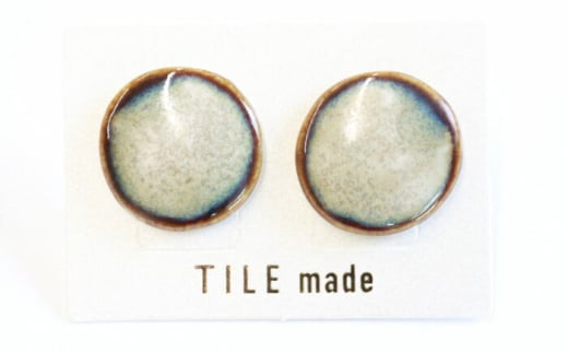 【美濃焼】 黄緑むら タイル ピアス 直径20mm 瑞浪市 / TILEmade タイル アクセサリー ハンドメイド [AZCD030] 833671 - 岐阜県瑞浪市