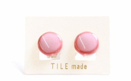 【美濃焼】 梅むら タイル イヤリング 直径15mm 瑞浪市 / TILEmade タイル アクセサリー ハンドメイド [AZCD056] 833664 - 岐阜県瑞浪市
