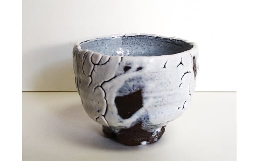 [352047001004]萩焼 萩黒彩白流茶碗