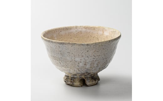 [352047000759]伝統的工芸品 萩焼 抹茶碗(鬼萩荒井戸形)・桐箱入