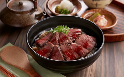 くまもと黒毛和牛の牛まぶし 4人前 牛肉 ひつまぶし タレ 山椒 出汁 付き 冷凍 【富士商 株式会社】 [AYCJ001] 2052872 - 熊本県合志市