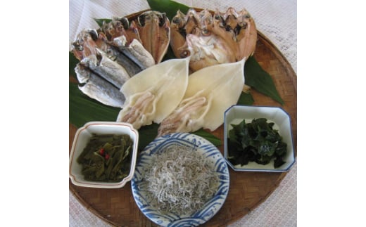 【352047001050】萩のおいしいお魚セット 6種 あじ のどぐろ イカ 一夜干し わかめ ちりめん 2057645 - 山口県萩市
