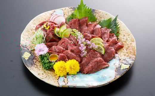 【3ヶ月定期便】【熊本と畜】 赤身 馬刺し ロース 約200g ×3回 合計600g 馬肉 肉 馬刺 1555520 - 熊本県水上村