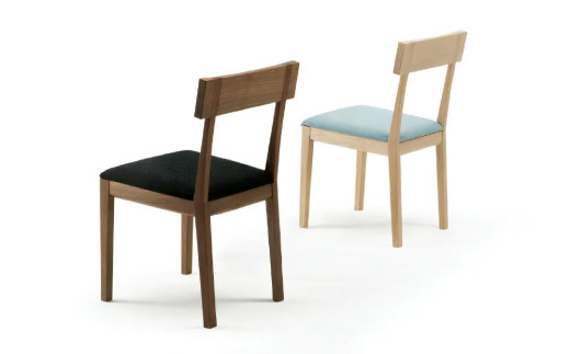 SORIDOME chair　樹種：ウォールナット　カラー：水色