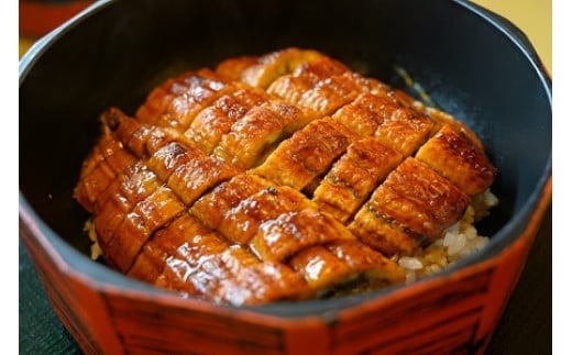 福岡県宇美町のふるさと納税 うなぎ 小分け 蒲焼 4尾 特大サイズ 約 1.5kg 肉厚 タレ・山椒付 茶葉蒸し [大黒物産 福岡県 宇美町 um40bak830002] 鰻 ウナギ うなぎ蒲焼 鰻蒲焼き 訳あり 蒲焼き かば焼き 真空パック 個包装 冷凍 unagi