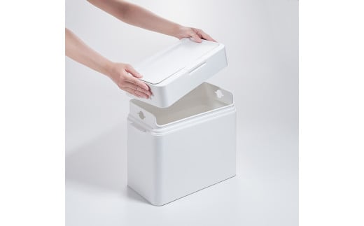 3パーツ（本体・袋止め・フタ）に分かれるので水洗いする時も簡単