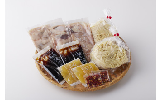 専用の化粧箱に丁寧に梱包してお届けいたします。贈答用にも適した高級感のあるパッケージです。